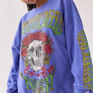 Oversized Grateful Dead sweatshirt